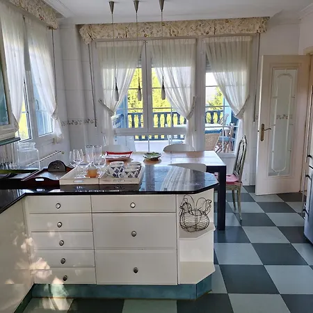 En Urdaibai * Zelaieta