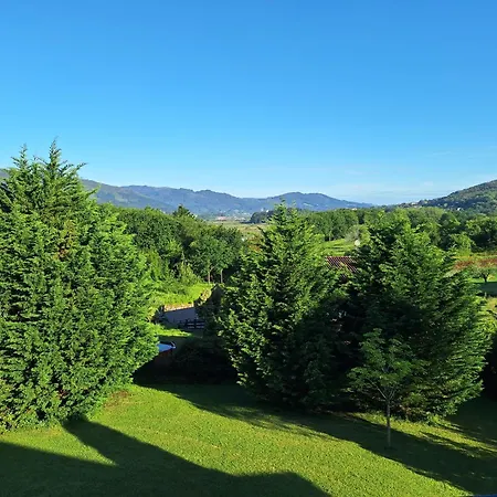 En Urdaibai Zelaieta