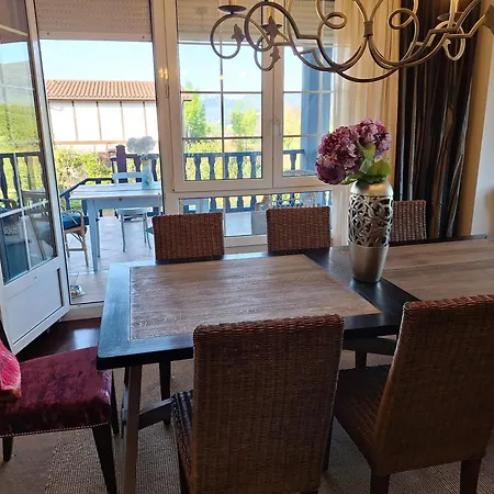 En Urdaibai * Zelaieta