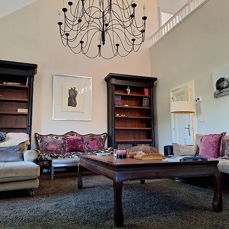 En Urdaibai * Zelaieta